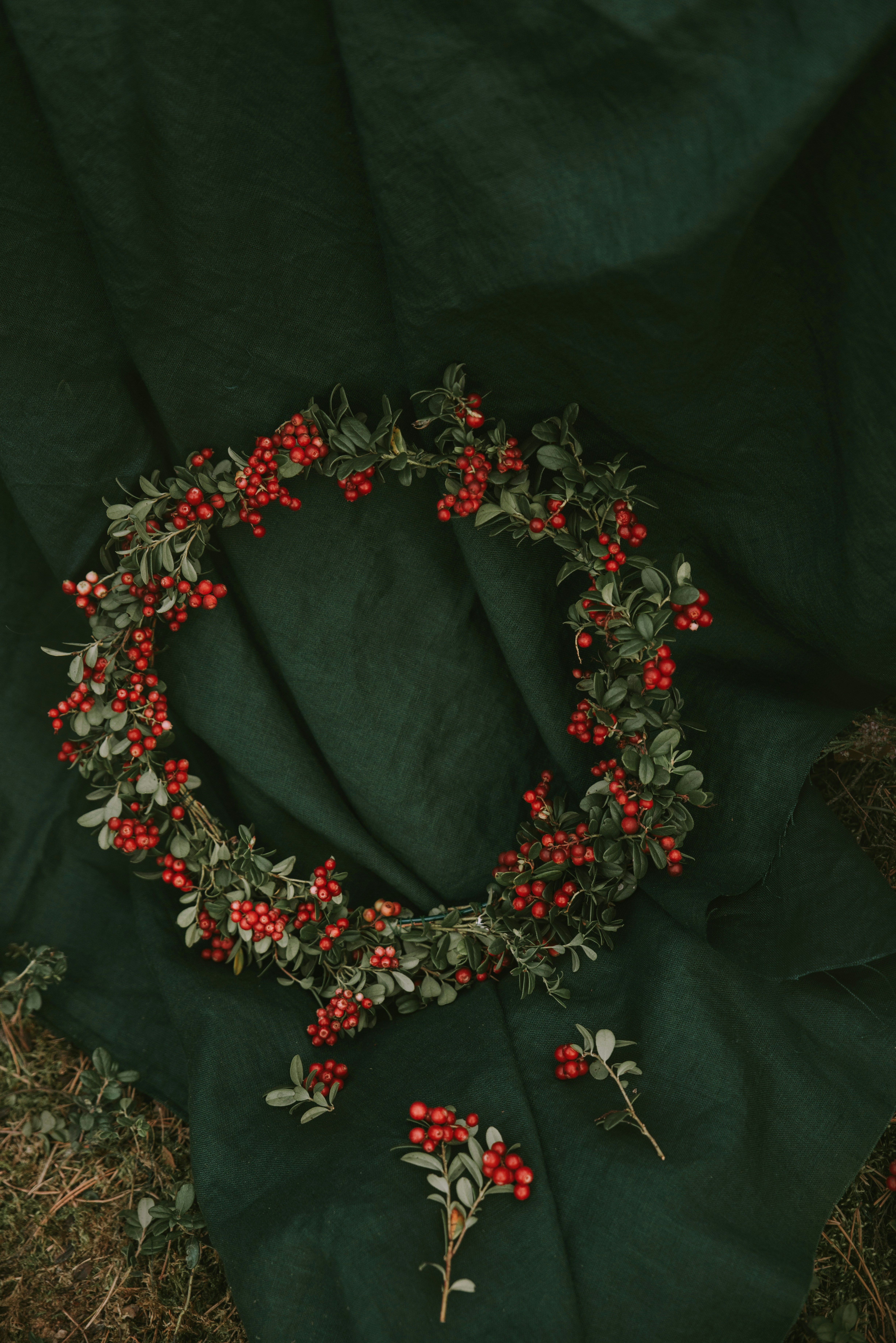 green and red Christmas wreath