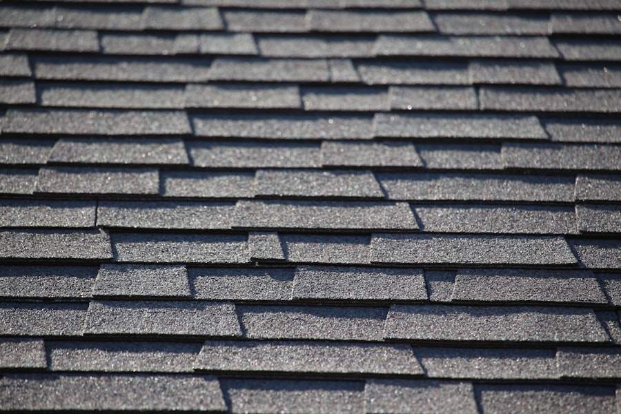 Architectural asphalt shingle detail