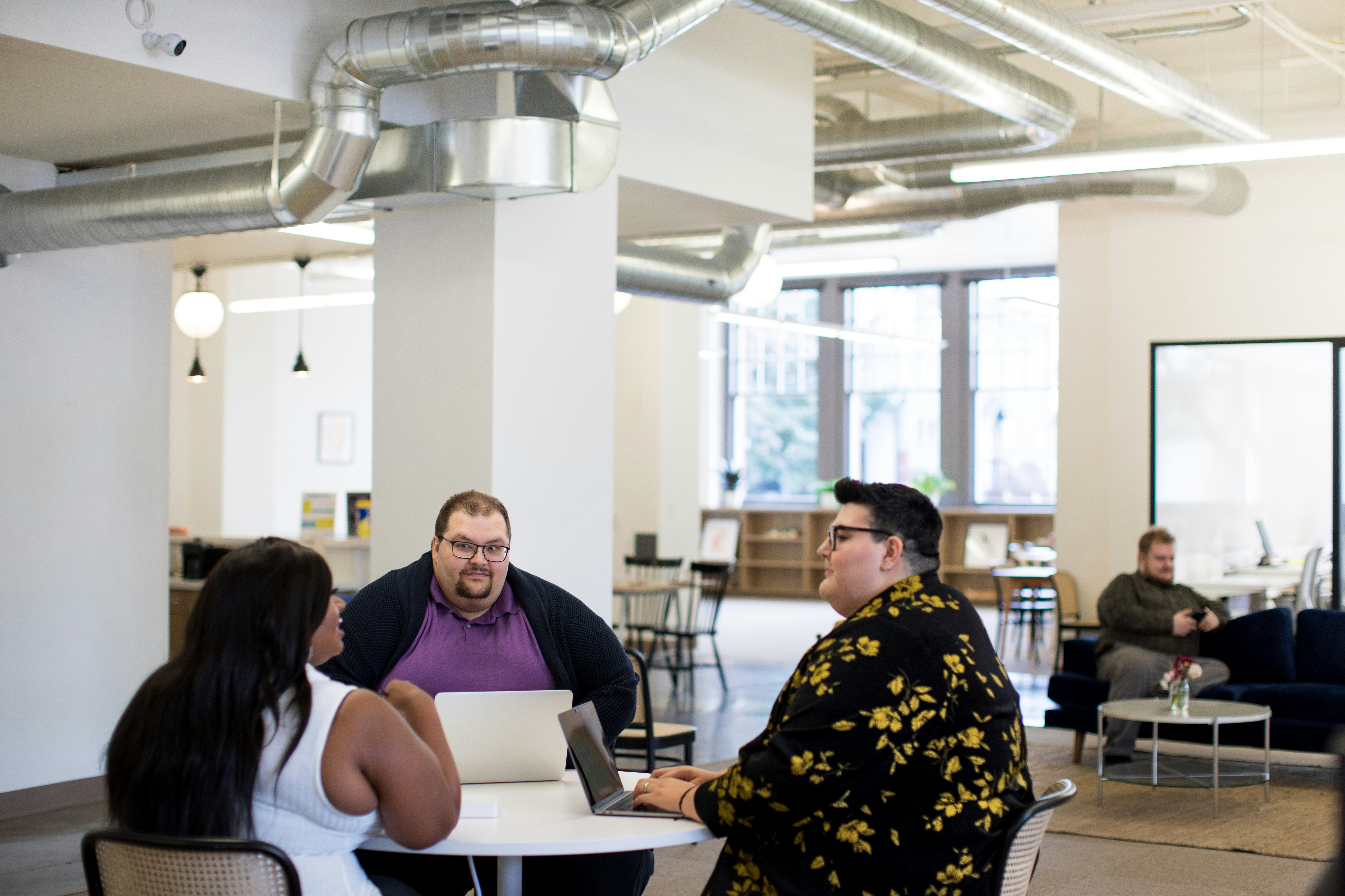 The Culture Paradox: Why Fast-Growing Companies Struggle With Belonging — and How the Best Leaders Are Fixing It