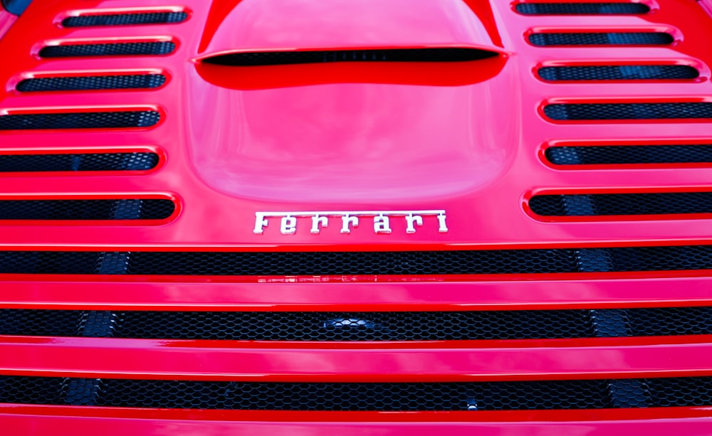 carro vermelho da Ferrari