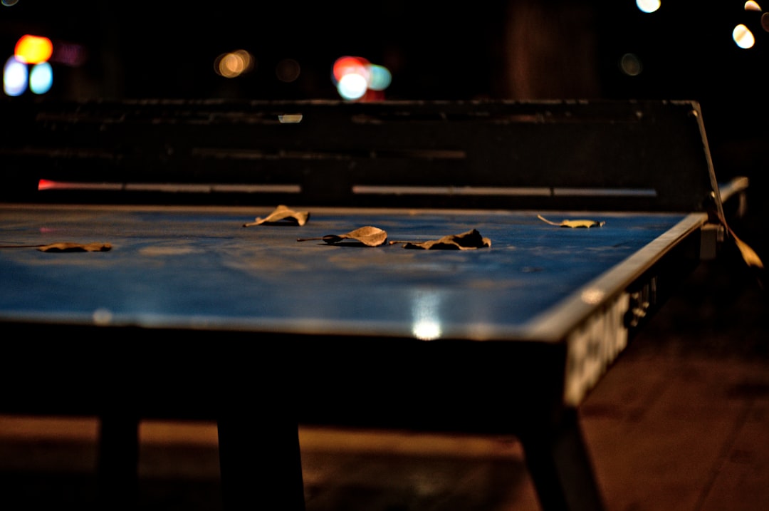 Photo de ping-pong par Artem Labunsky