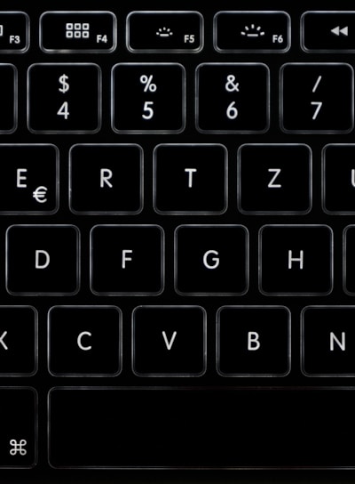 black computer keyboard