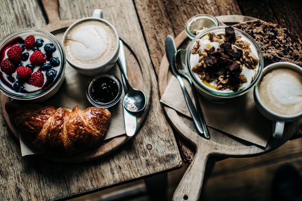 plate of bread and berries