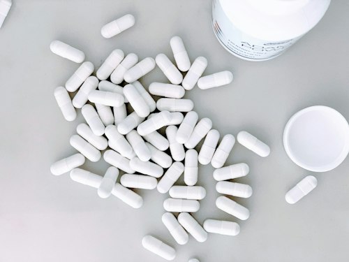 CAPSULES