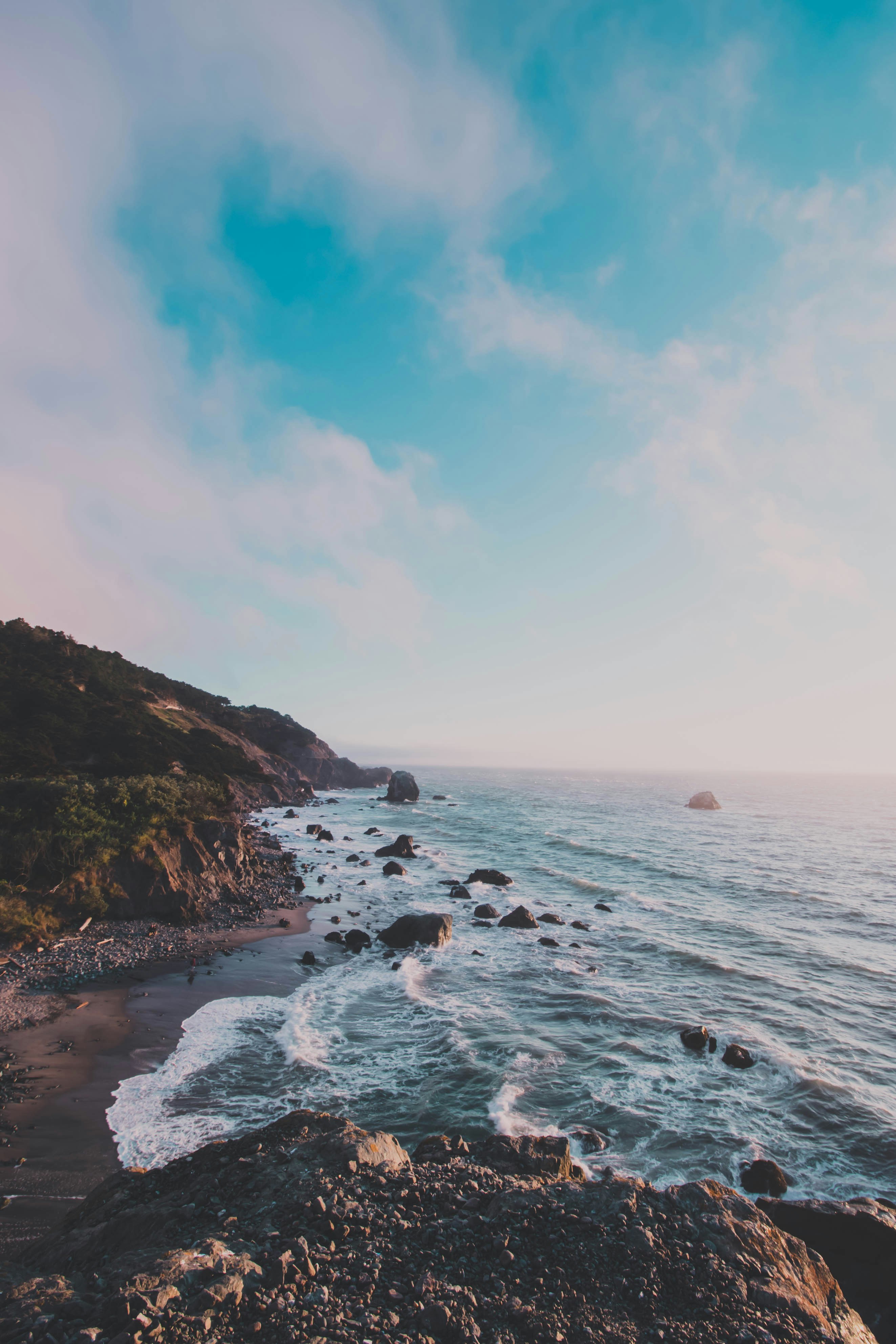 Photo by nadineshaabana