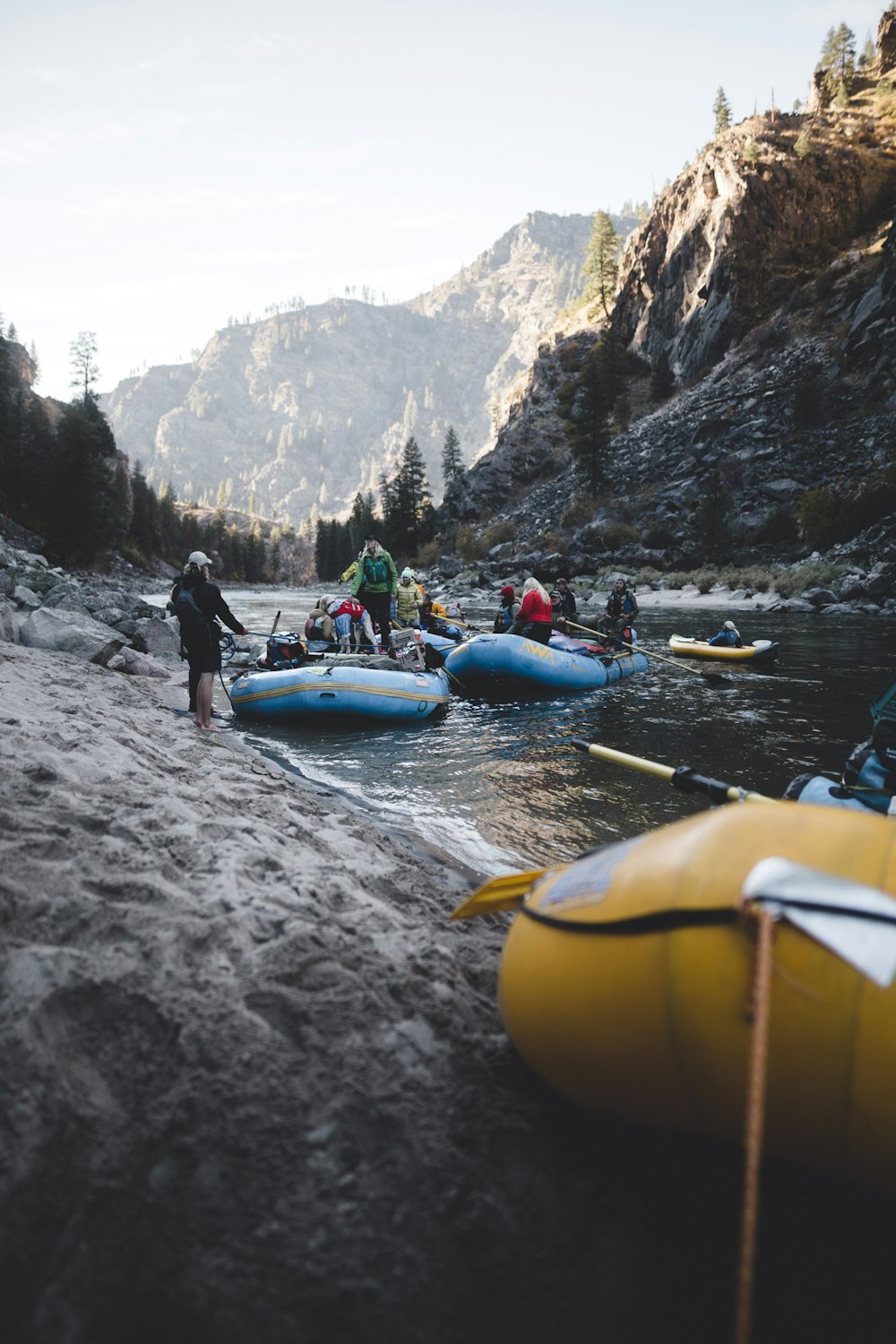 Personnes sur le radeau