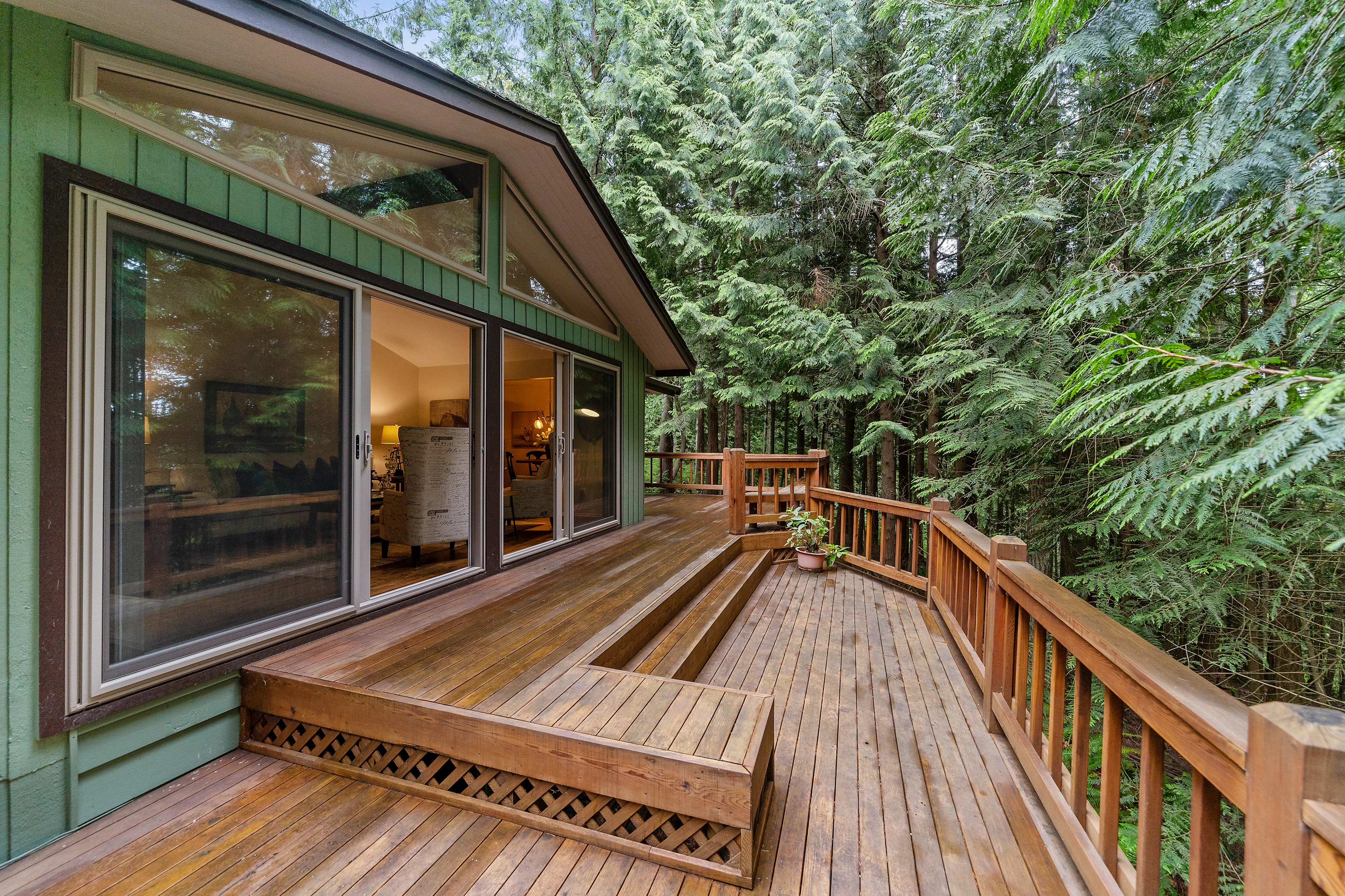 Decking service by Azule Construction