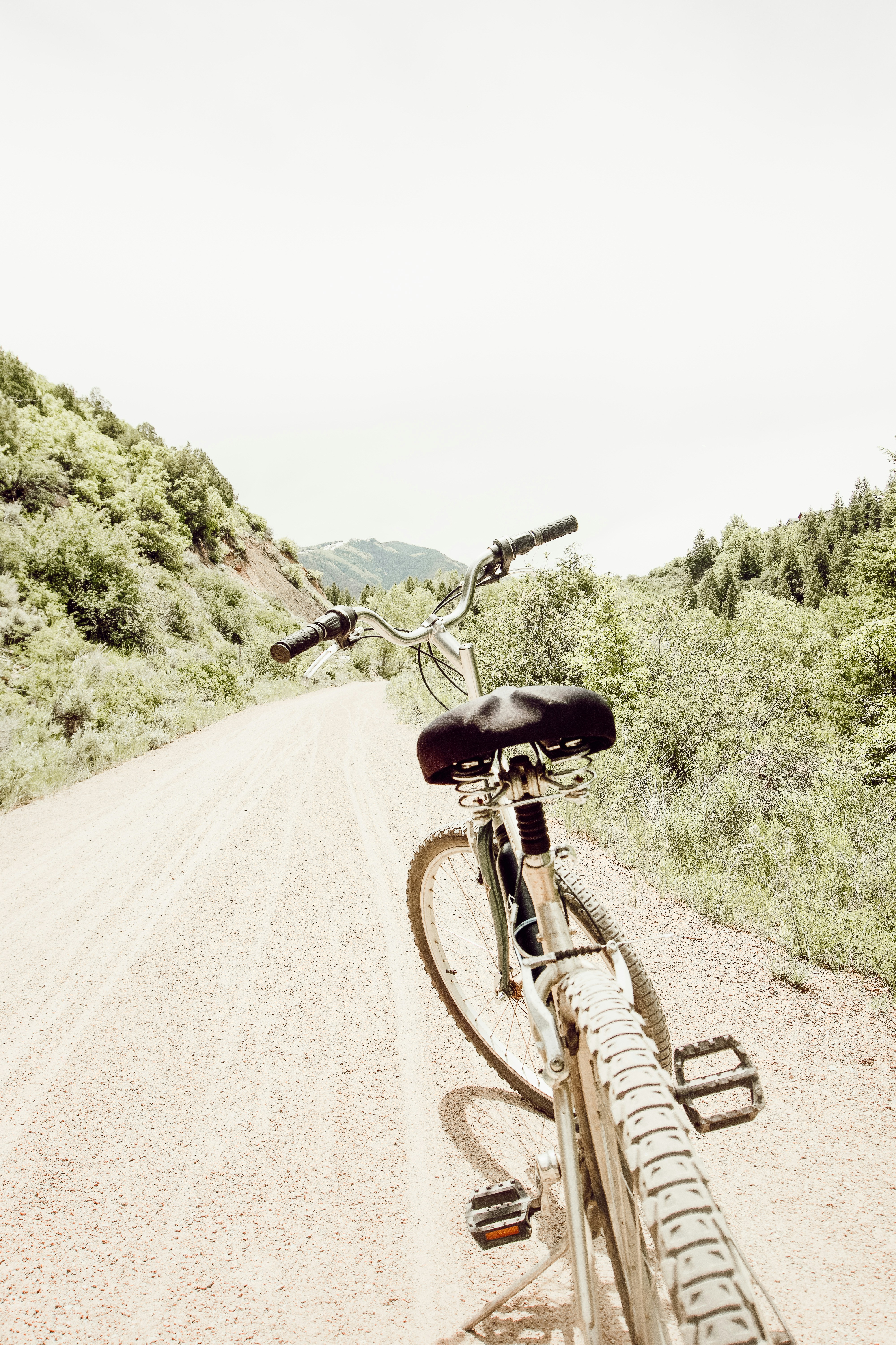 black and grey bicycle during daytime