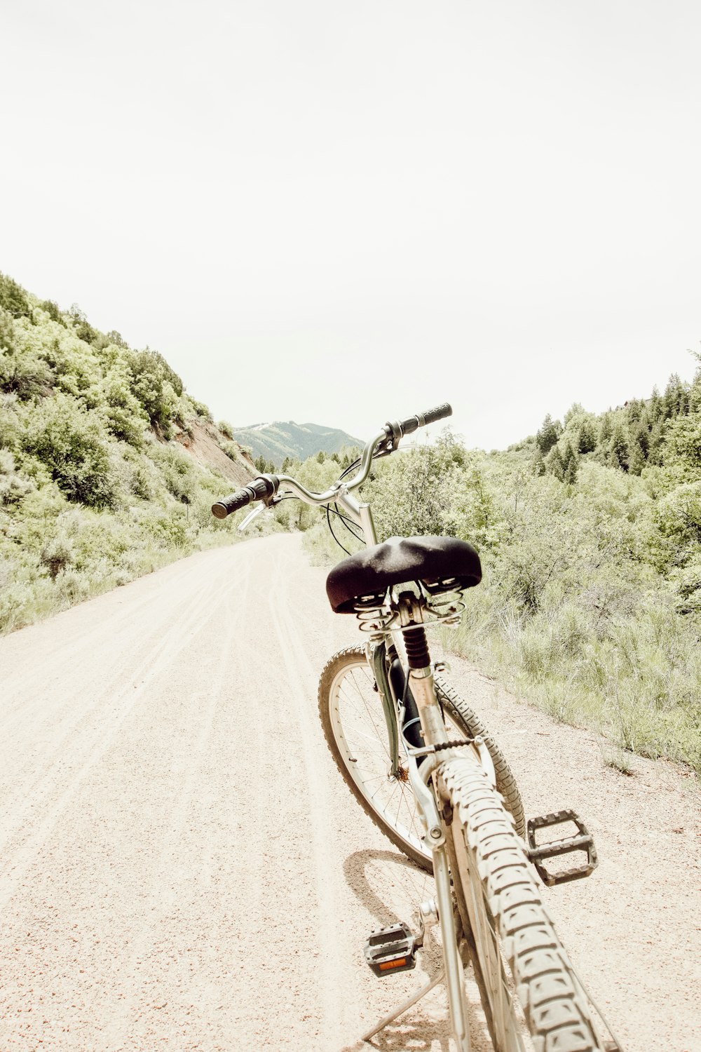 black and grey bicycle during daytime