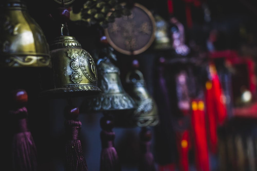 Foto Campanas colgantes de varios colores – Imagen Templo chino gratis en