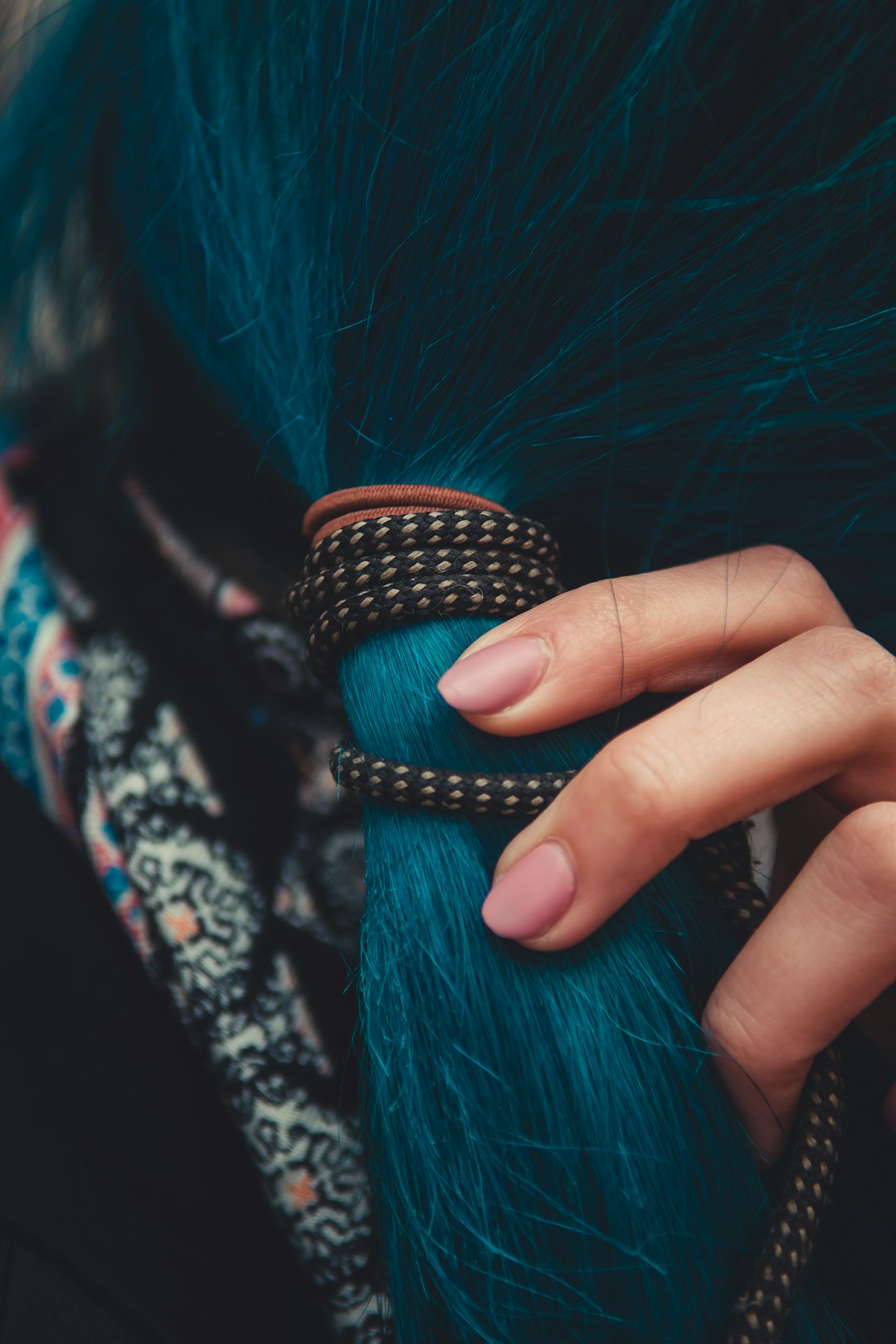 blue hair with black chain