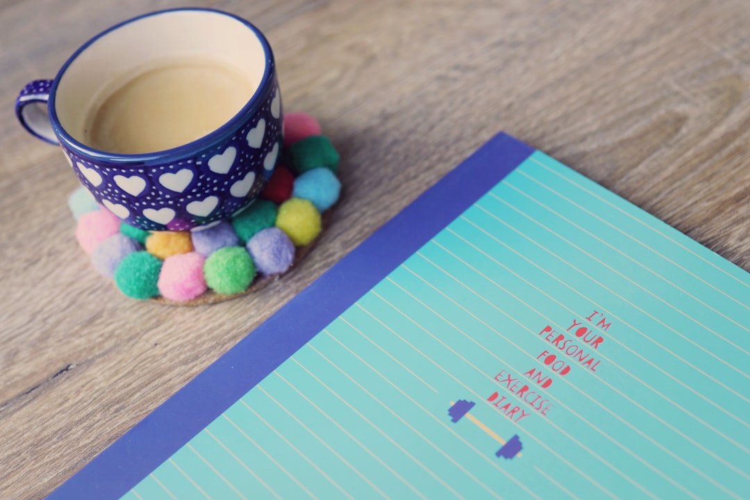 TDEE Calculator Guide: How to Estimate Maintenance Calories and Adjust Over Time