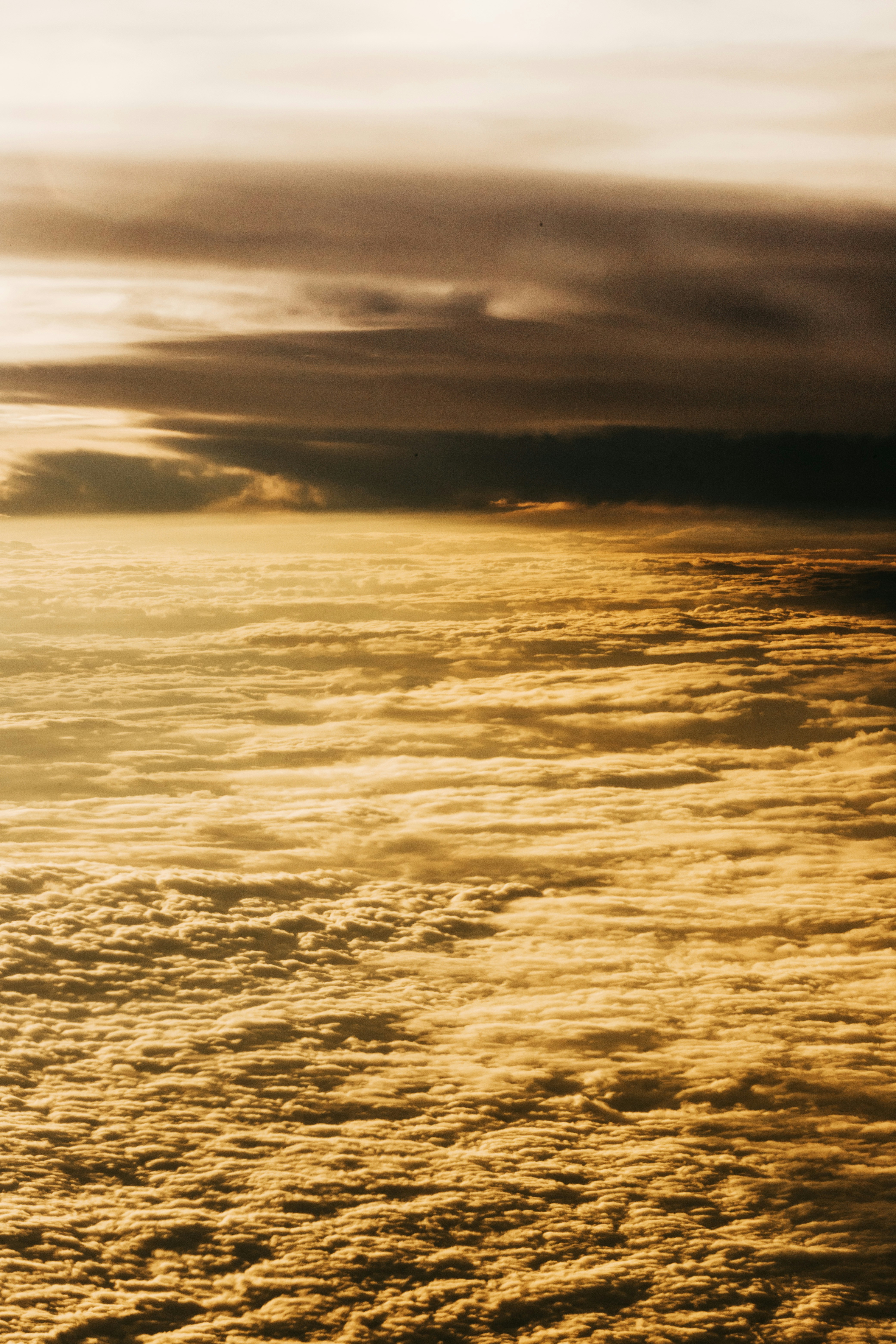 Choose from a curated selection of sky wallpapers for your mobile and desktop screens. Always free on Unsplash.