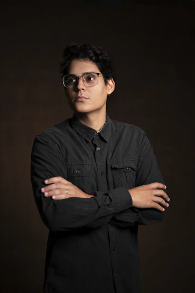 Retrato de Marina Cavalcanti, sócia-fundadora do [NOME DO ESCRITÓRIO]