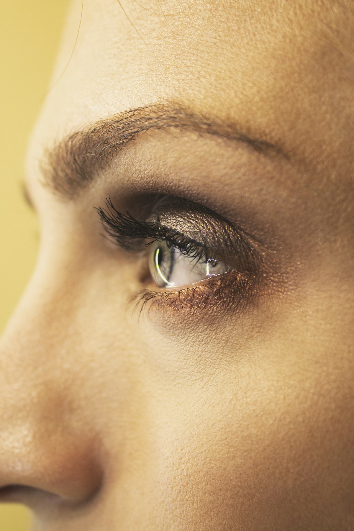 Winter vs Summer Skin Care: Seasonal Adjustments You Need