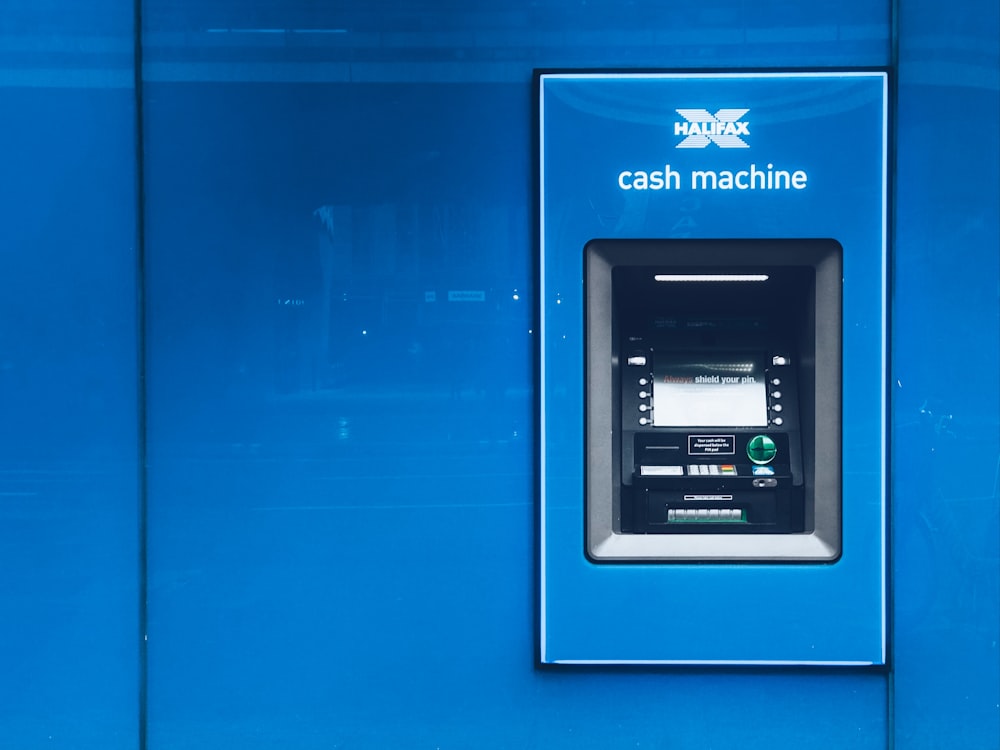 blauer Geldautomat