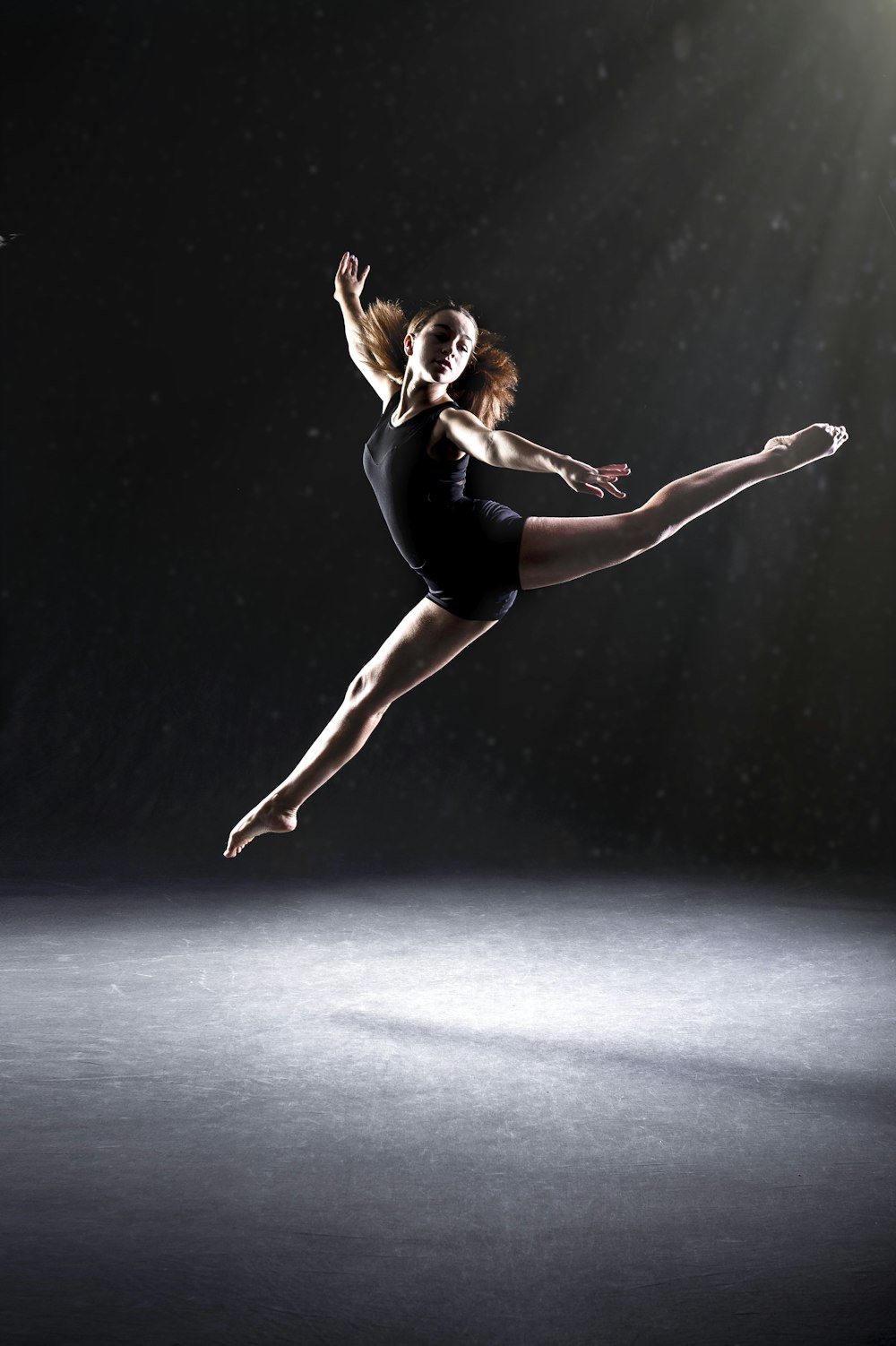 mujer haciendo ballet