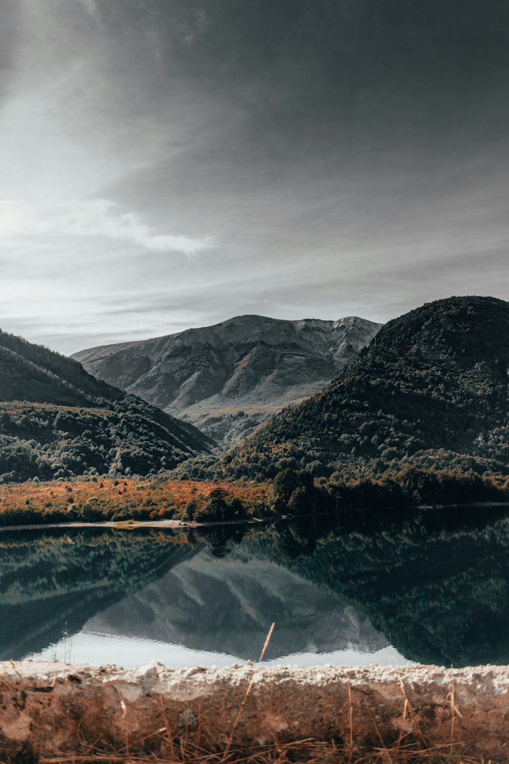 lake beside mountains