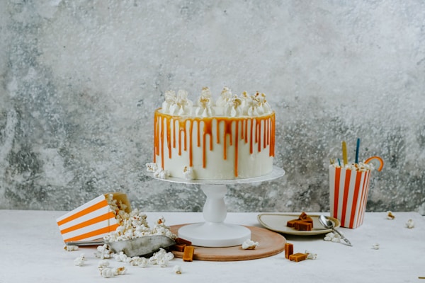 Round cake on stand