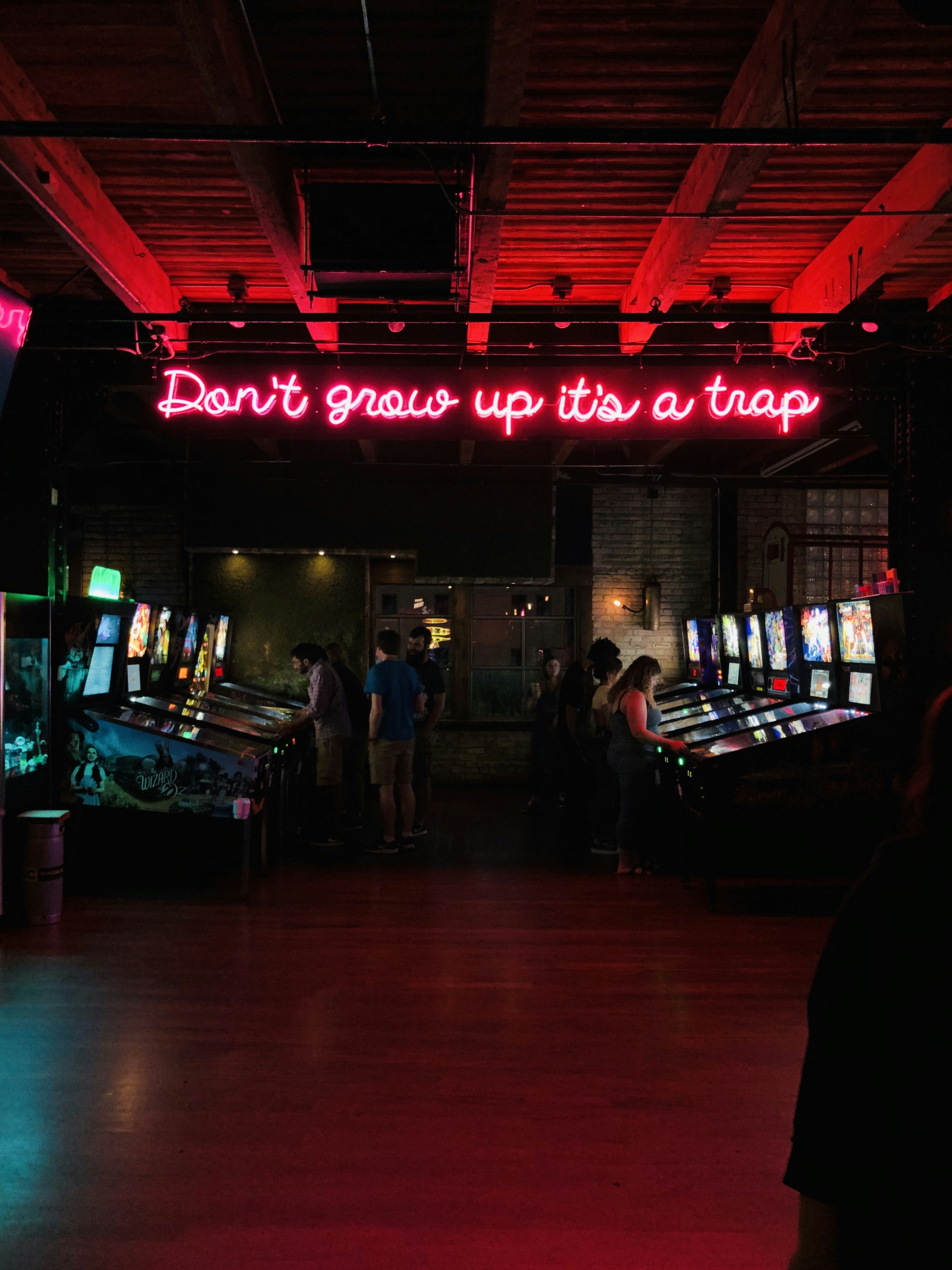 photo-1574364232166-f4699c66afe9?ixid=M3wxMjA3fDB8MXxzZWFyY2h8MTB8fGFsbCUyMG9ubHlwbGF5JTIwZ2FtZXMlMjBpbiUyMG9uZSUyMHBsYWNlfGVufDB8fHx8MTc2MDAzNDgzOXww\u0026ixlib=rb-4.1.0