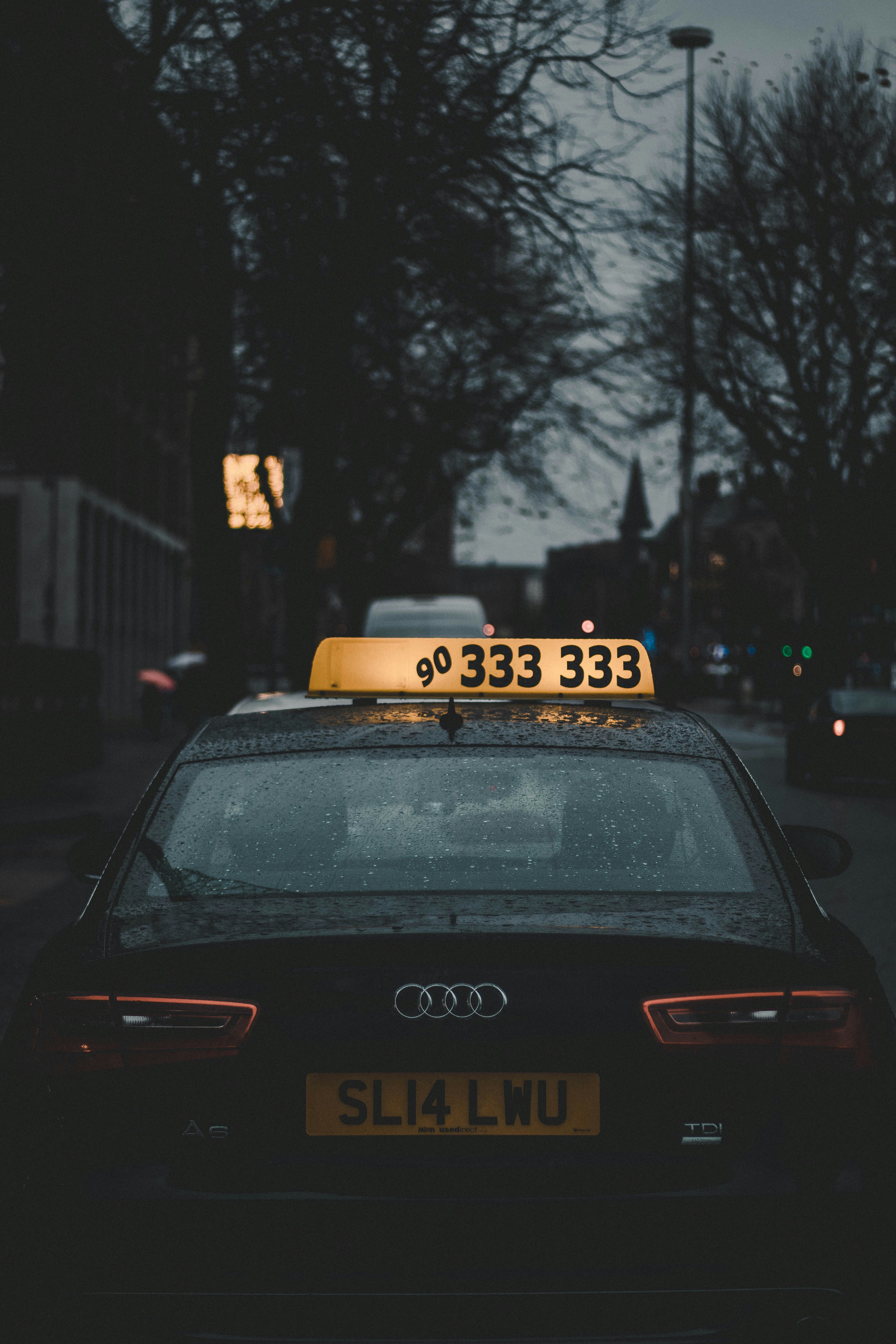 Taxi sigur Câmpulung