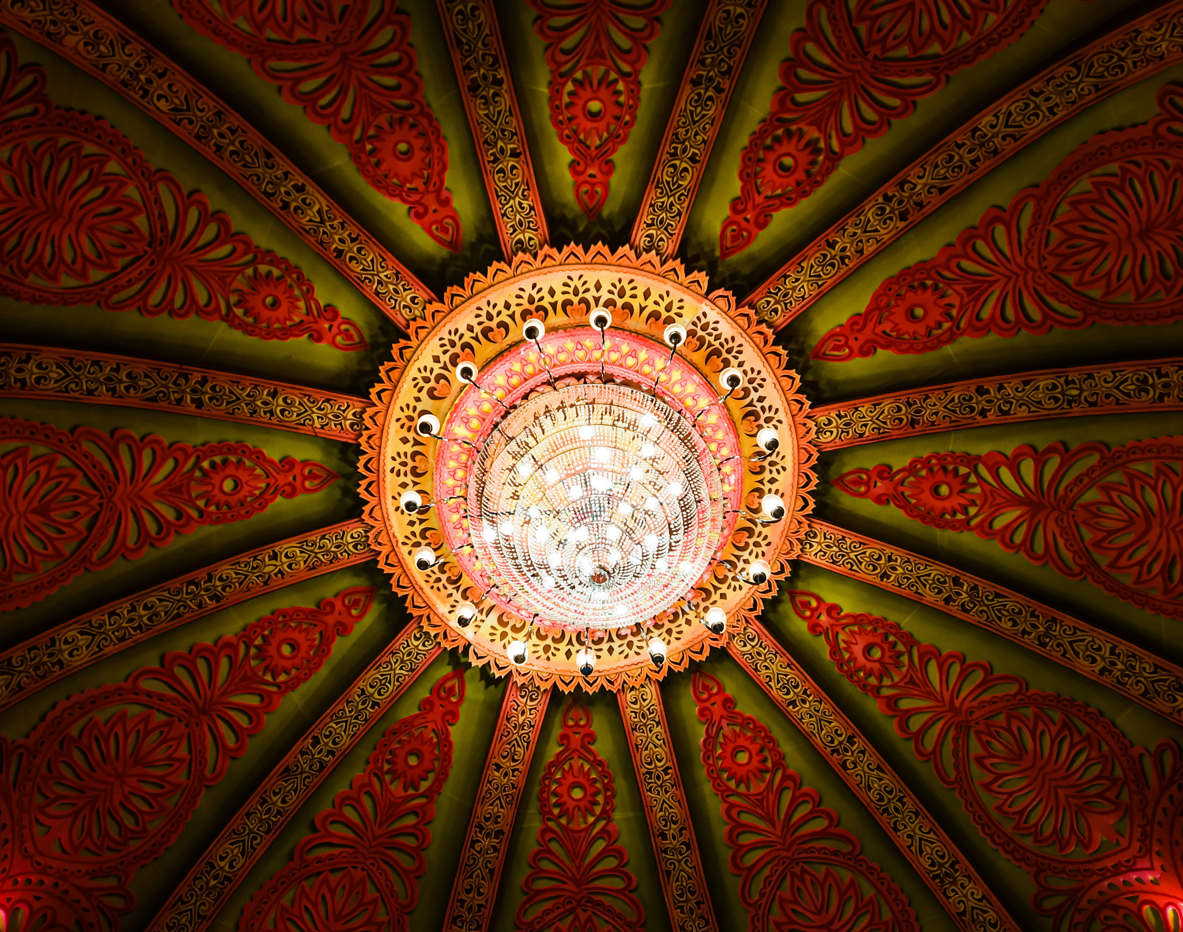 Photo by debography59