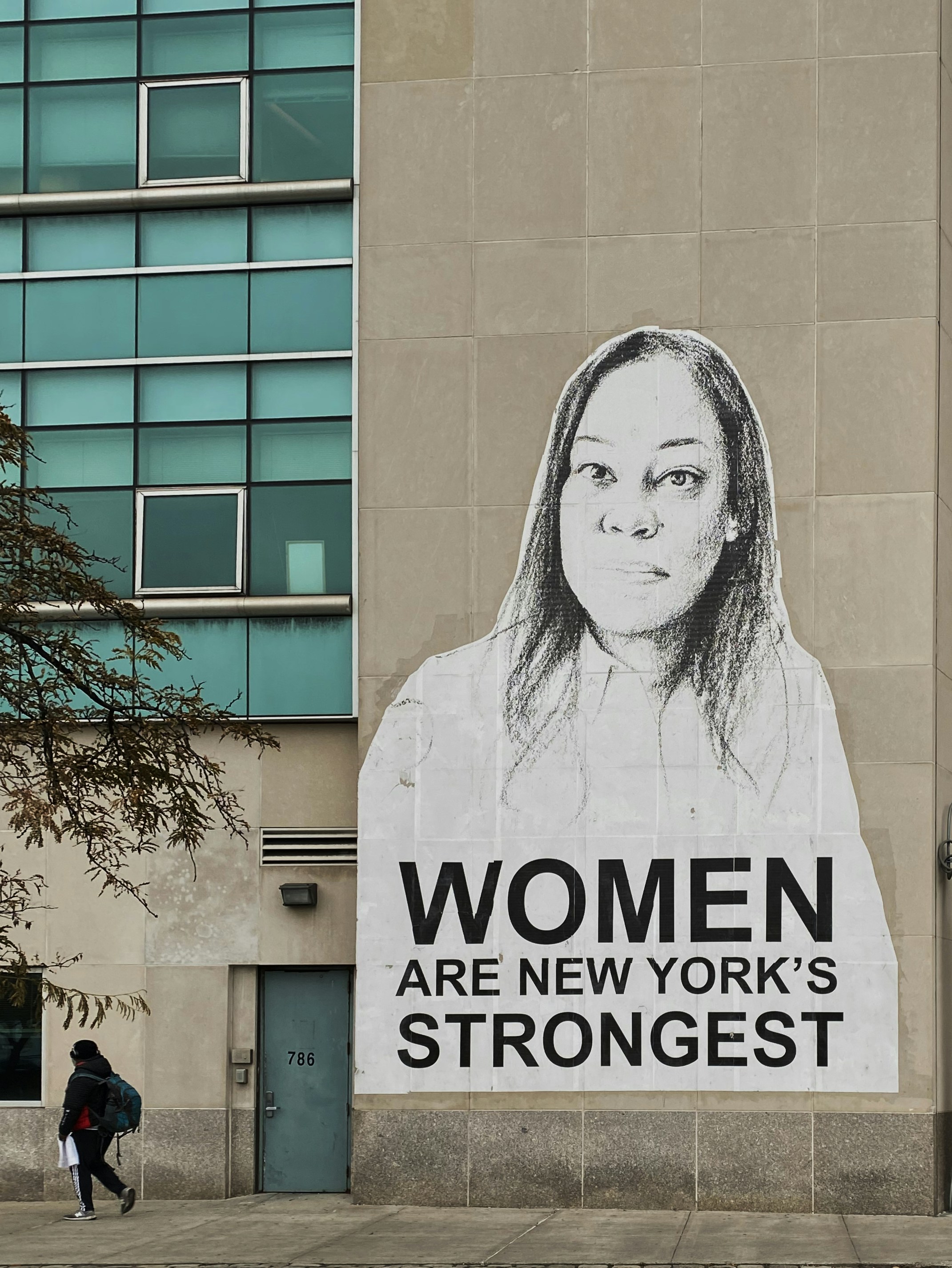 Frauen sind New Yorks stärkste Grafiti
