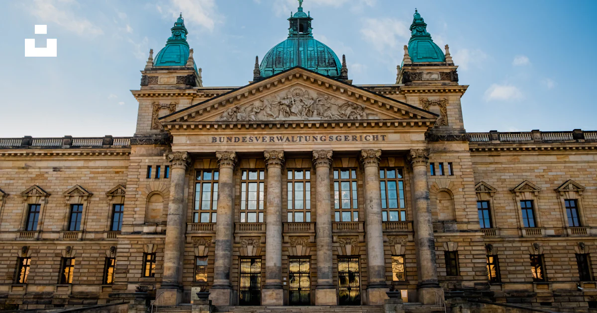 Braunes und beigefarbenes Gebäude Foto – Kostenloses Bild zum Thema ...