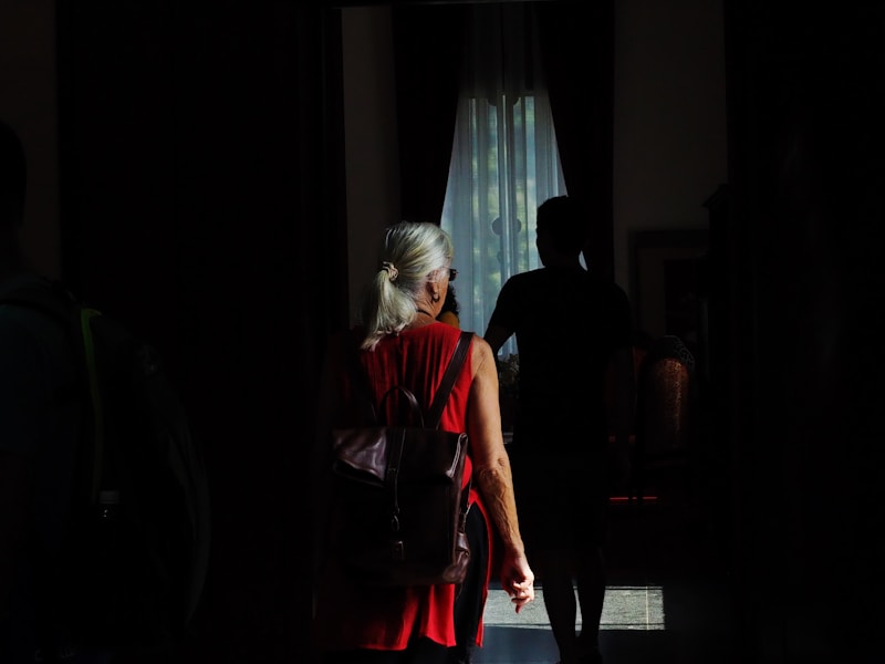 Elegant sleeveless red dress