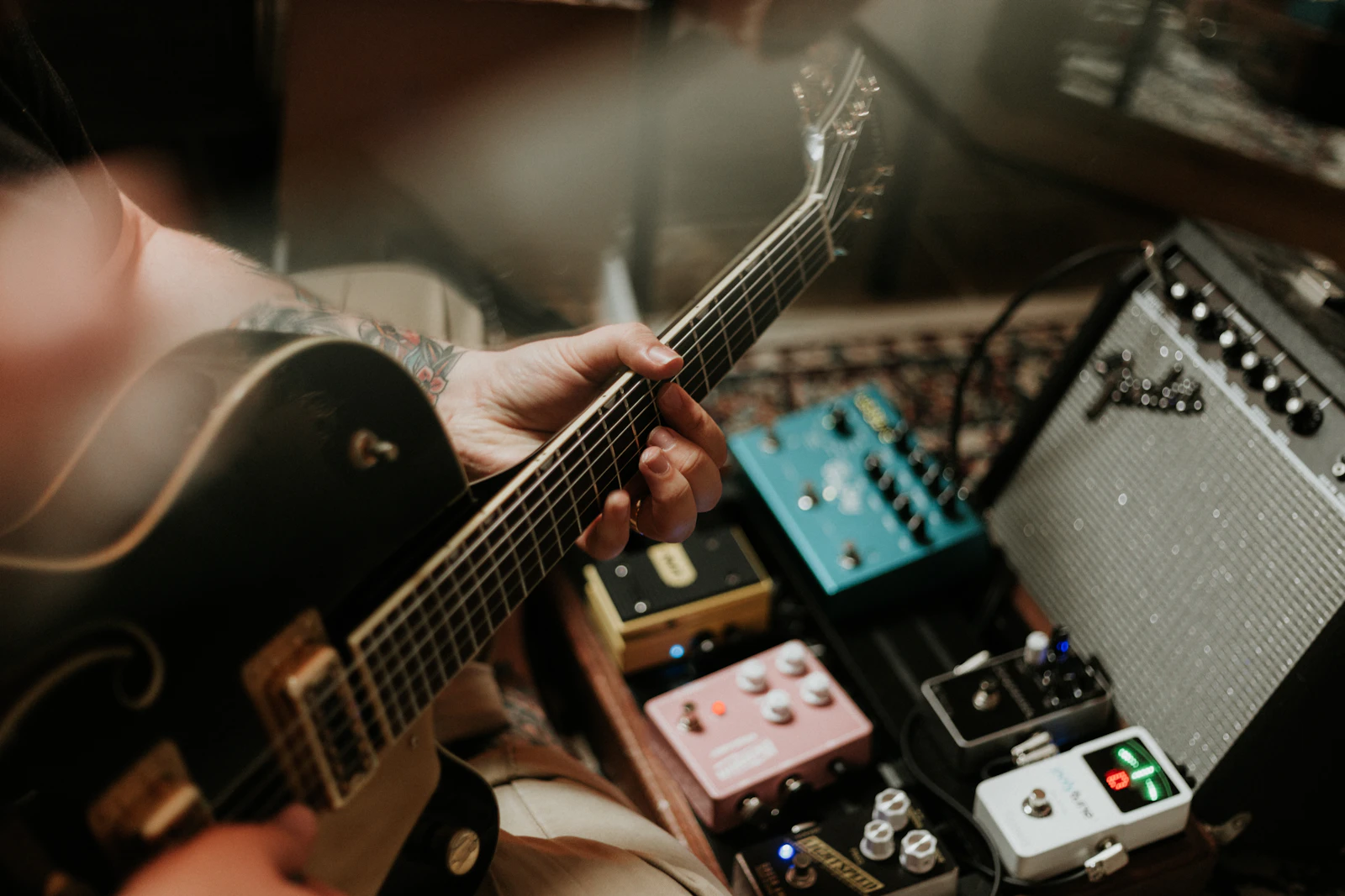 Beginner Guitar Pedals: What to Buy First and What to Skip