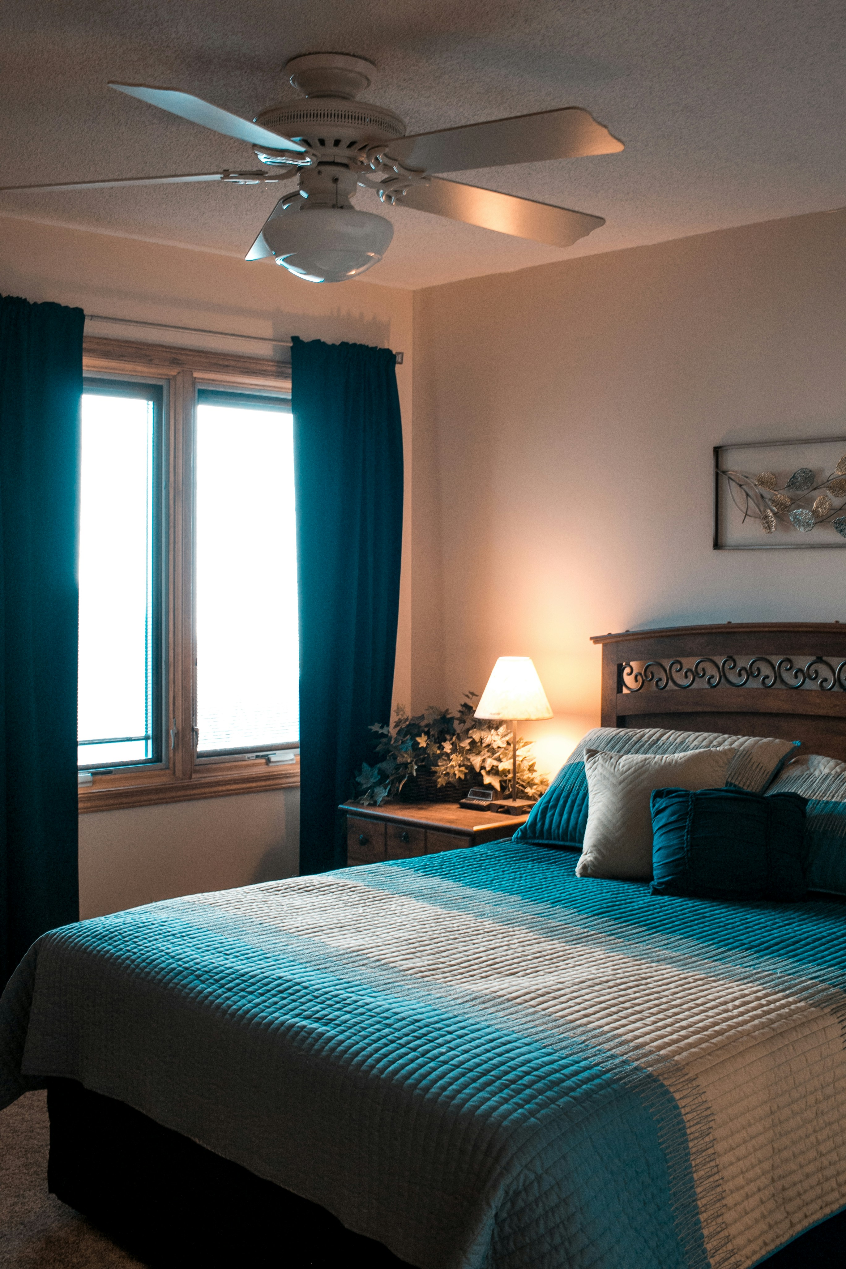 Ceiling Fan Pictures Download Free Images On Unsplash