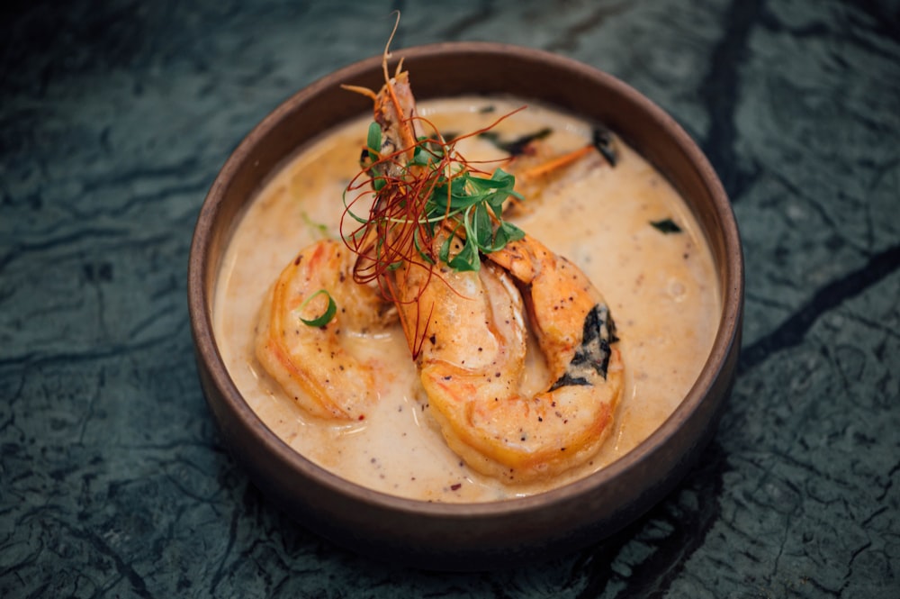 shrimps with cream in bowl