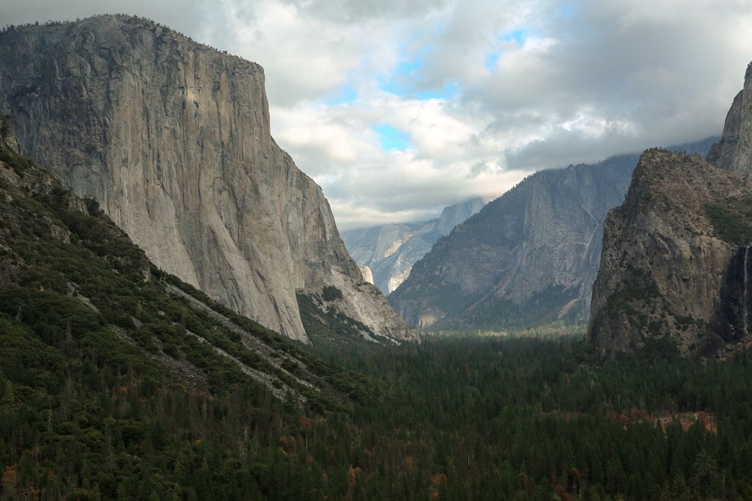 7 Challenging Peaks Near Los Angeles for Adventurous Hikers - Bridg… — 7 Challenging Peaks Near Los Angeles