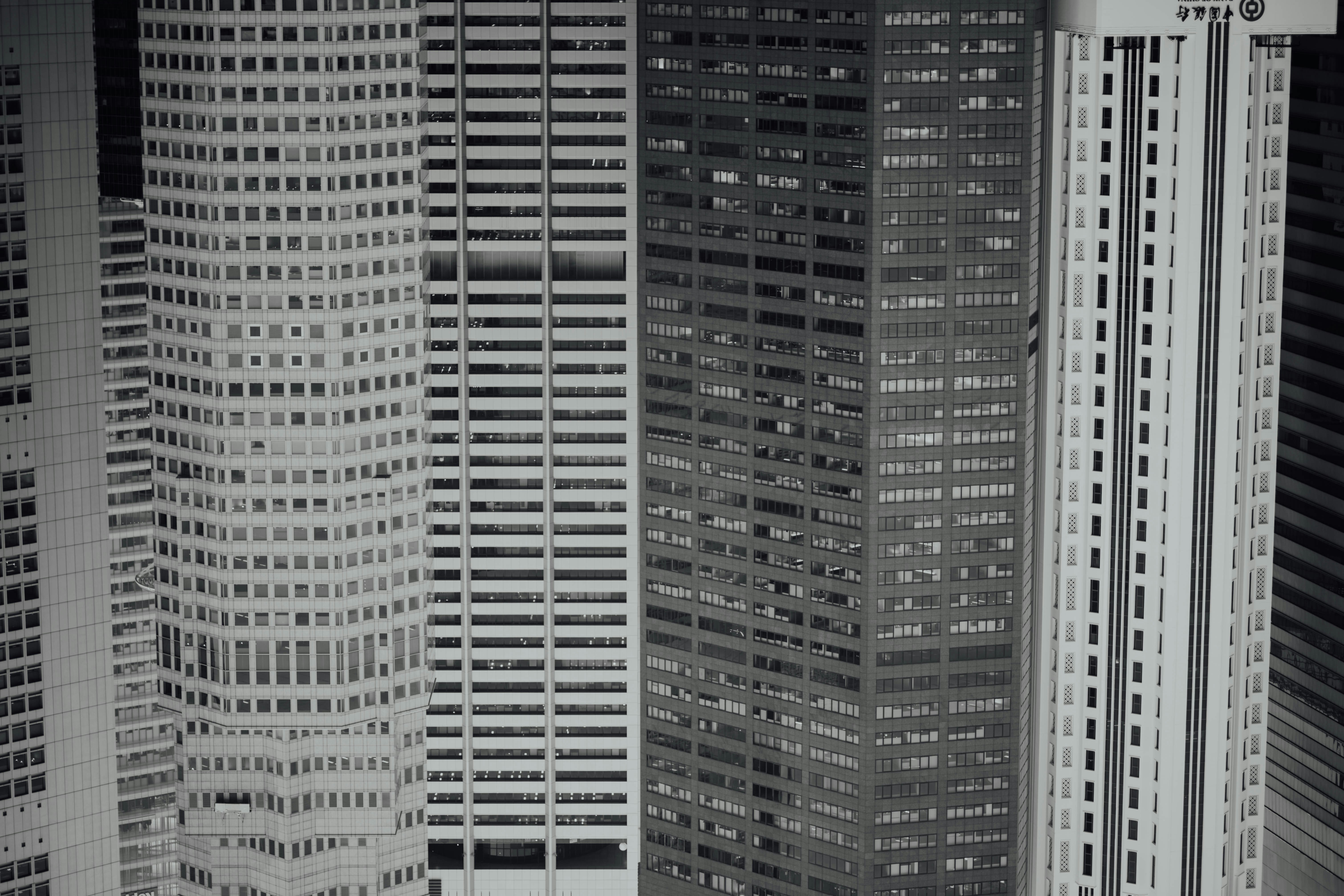 closeup photo of concrete building