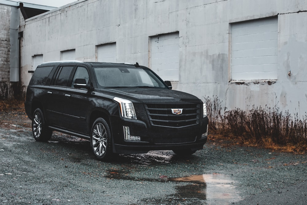 black Cadillac SUV photo – Free Grey Image on Unsplash