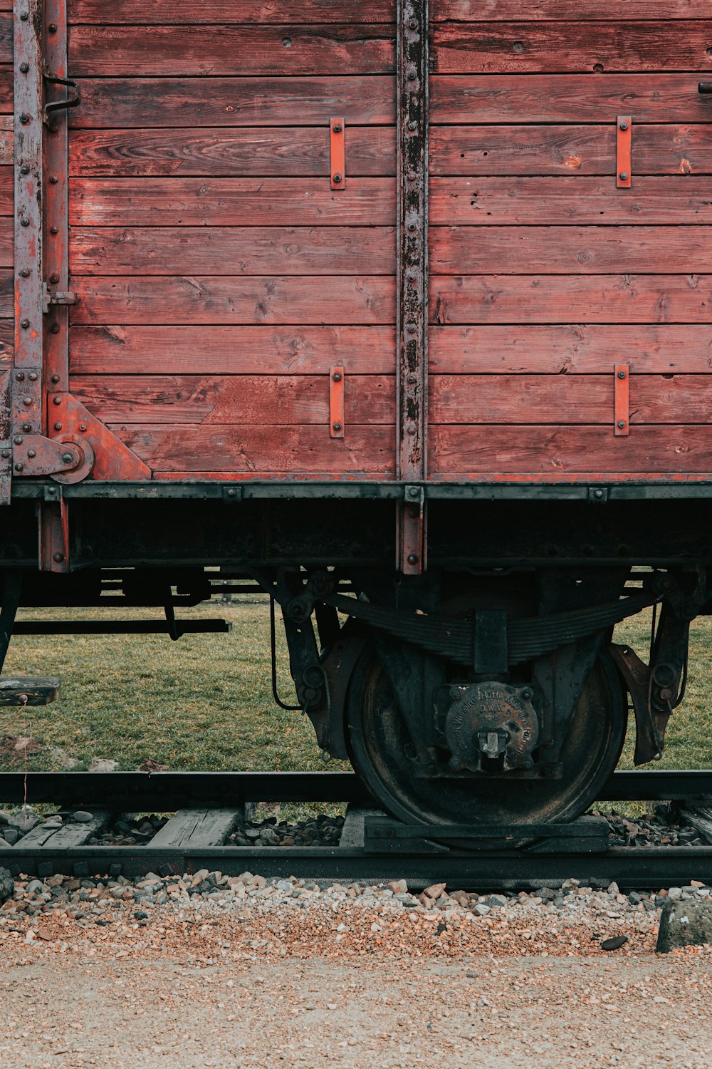 brown and black train photograph