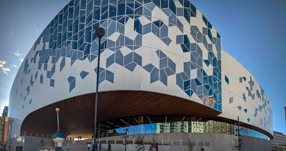 view photography of white and blue building