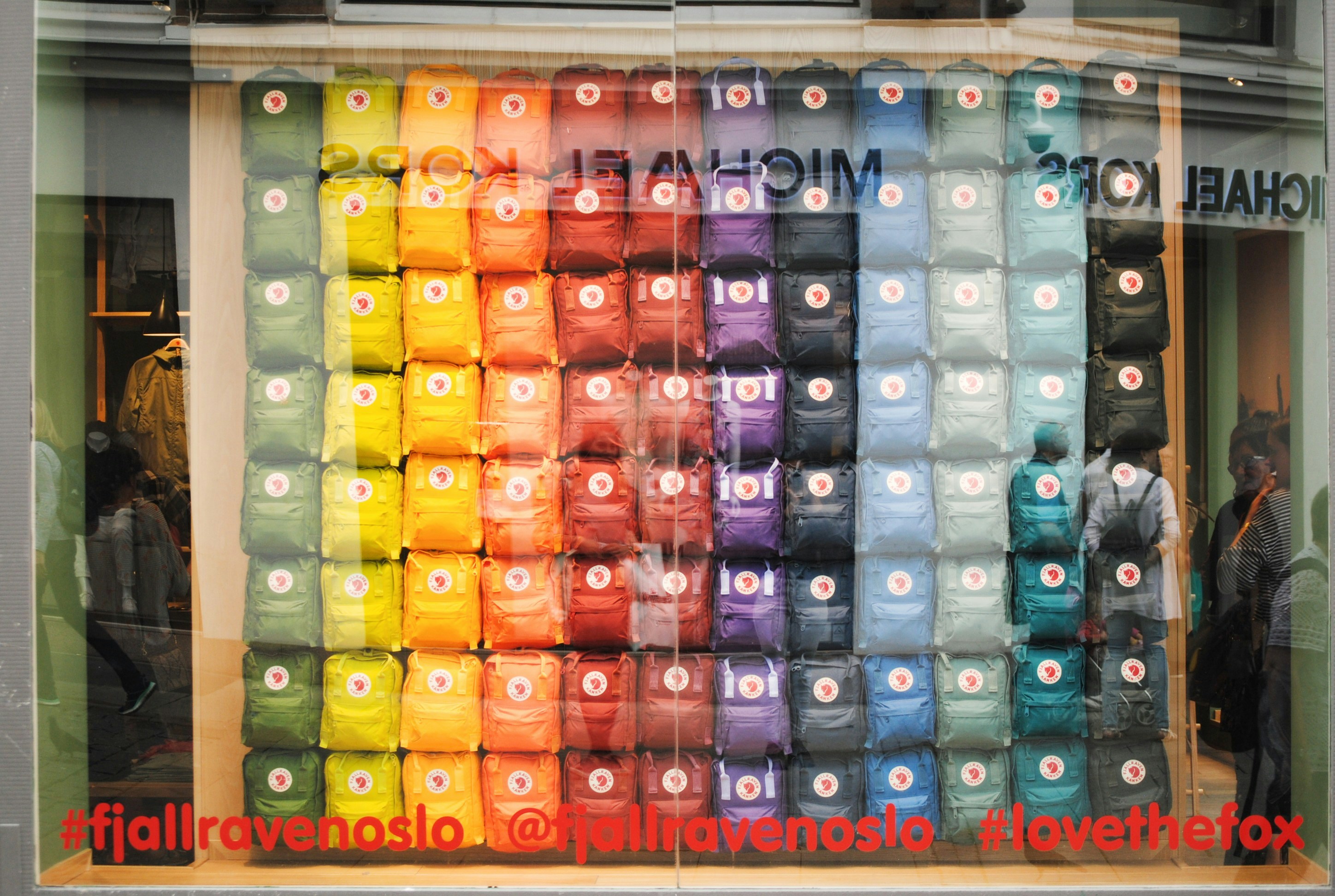 Colorful desk calendar