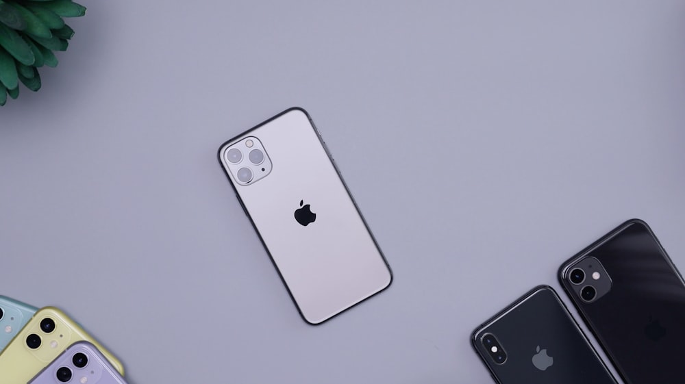 silver iPhone 11 Pro Max
