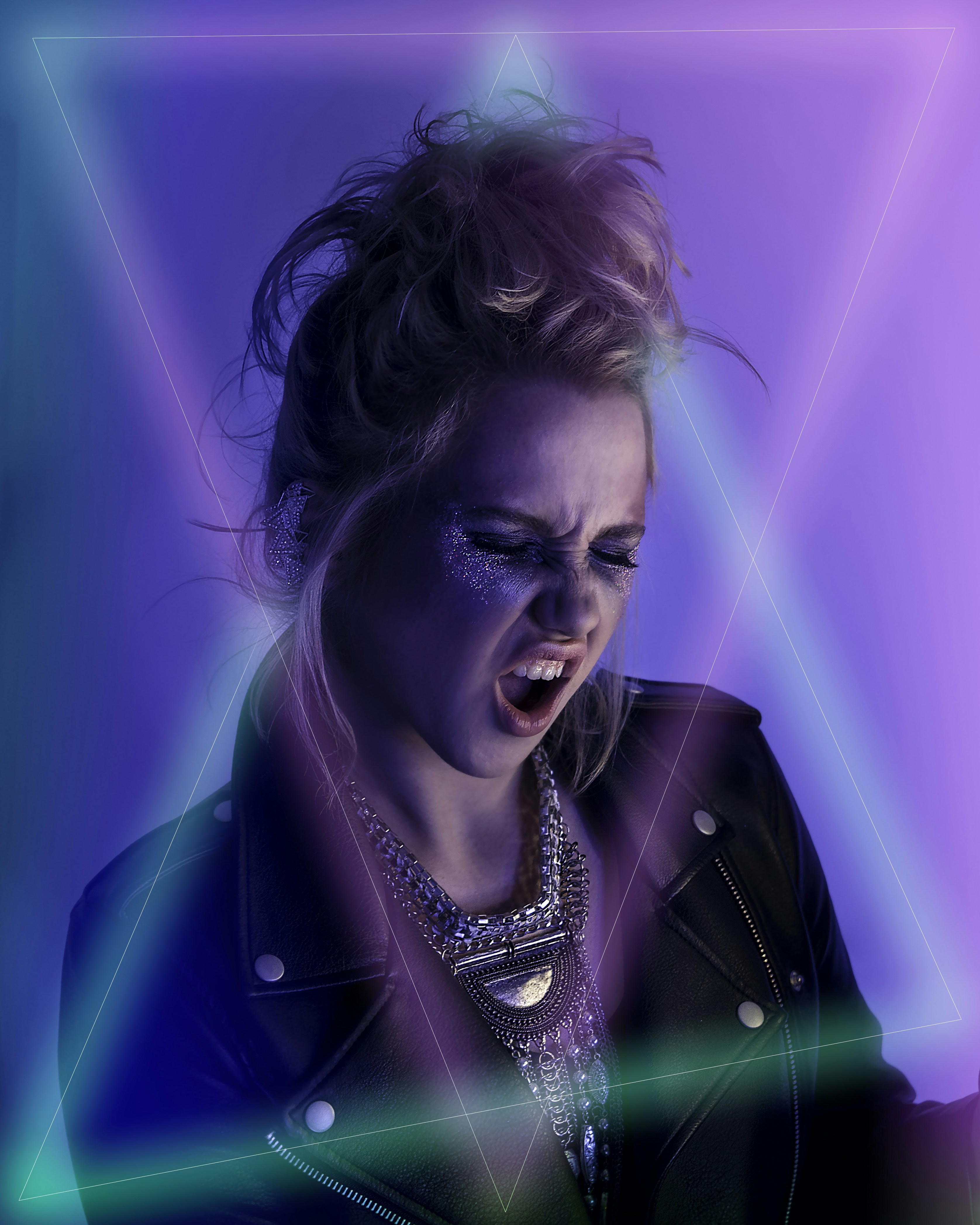 Woman in black leather jacket photo – Free New york Image on Unsplash