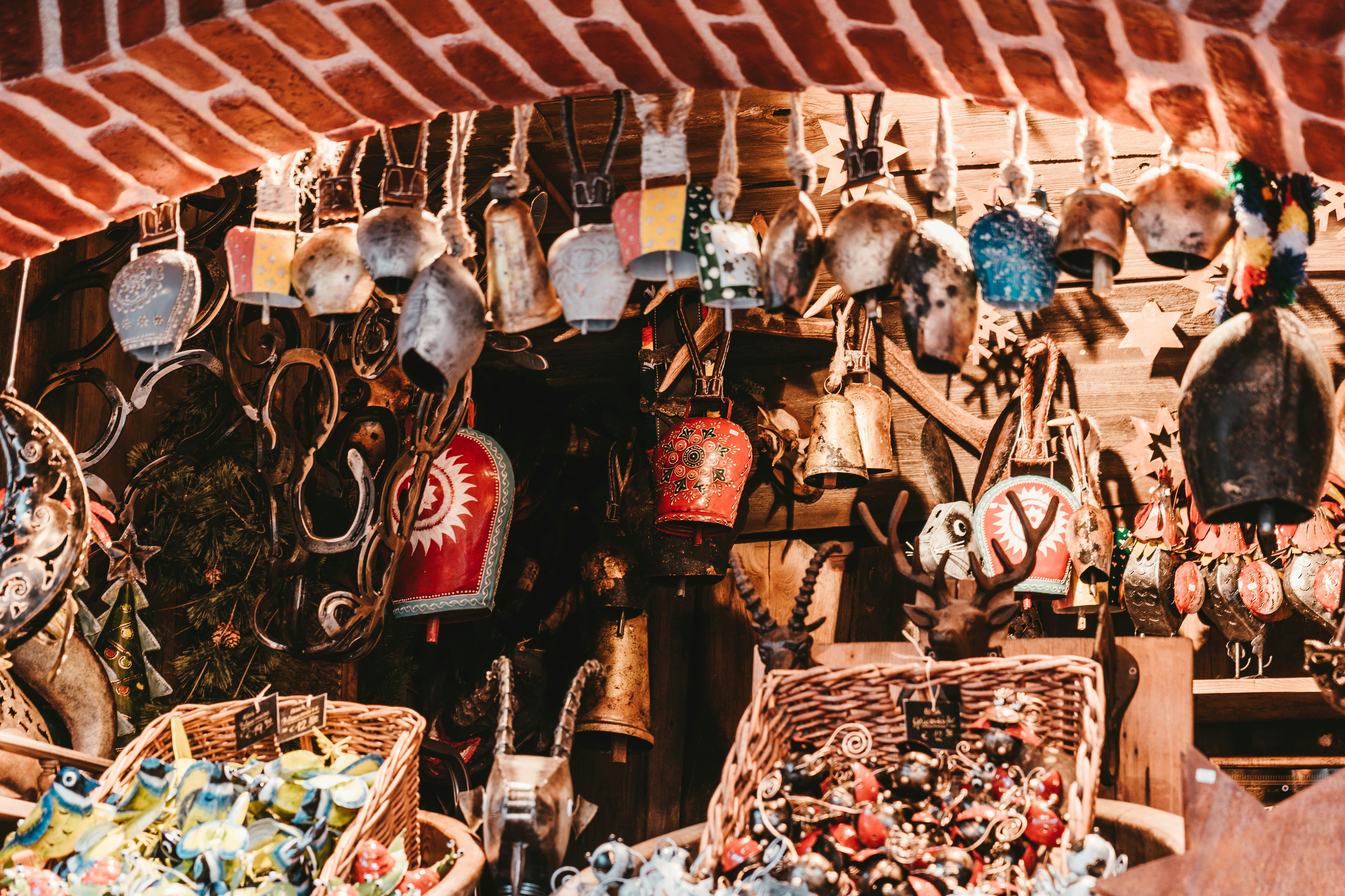 assorted-color pendant lamps, Festive and traditional christmas market