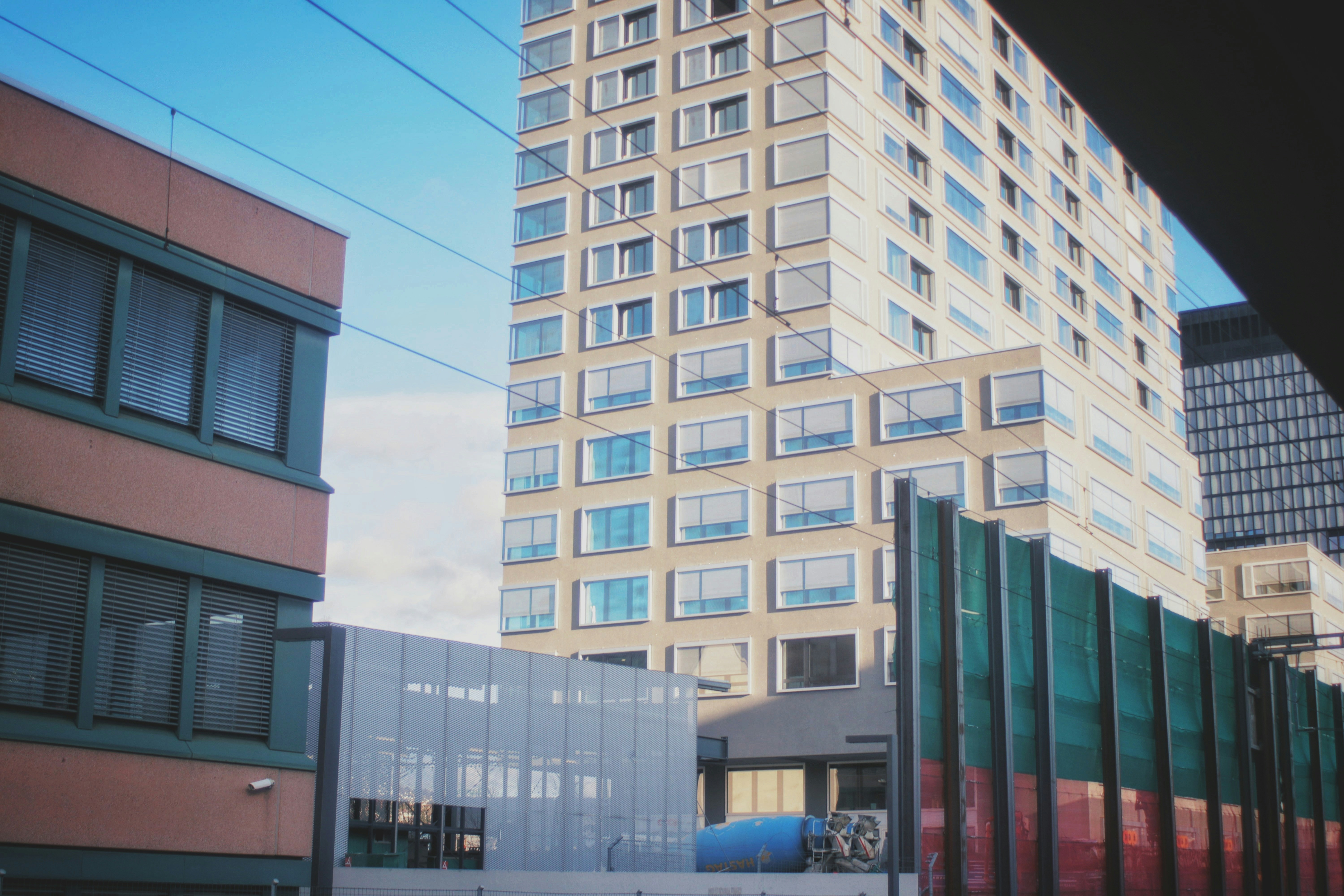 Photo by basilsamuellade