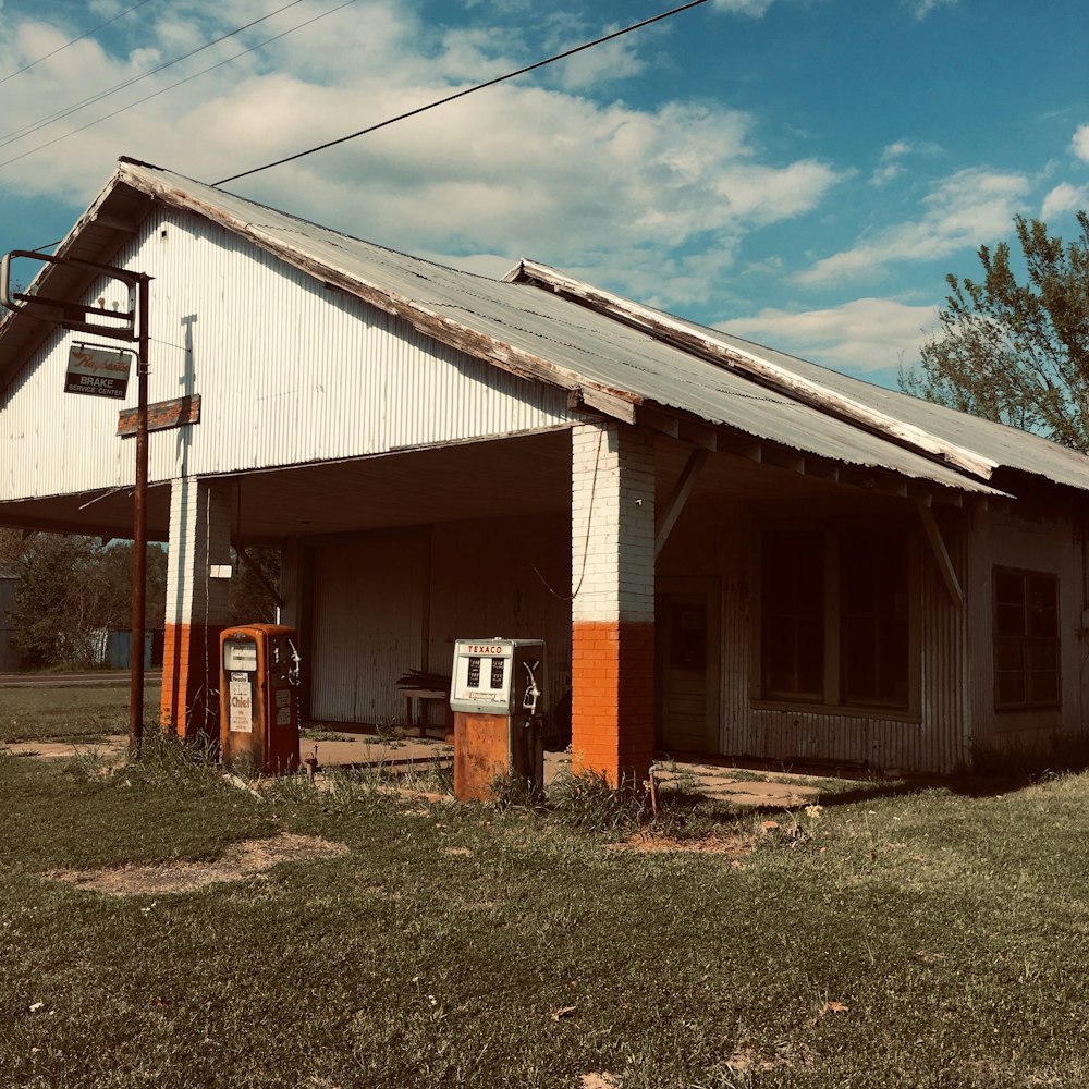 brown and white wooden house