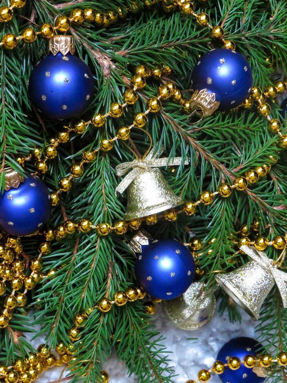 blue Christmas bauble balls