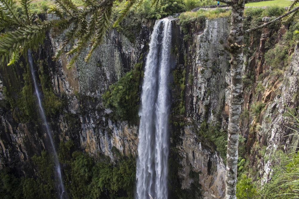 waterfalls scenery