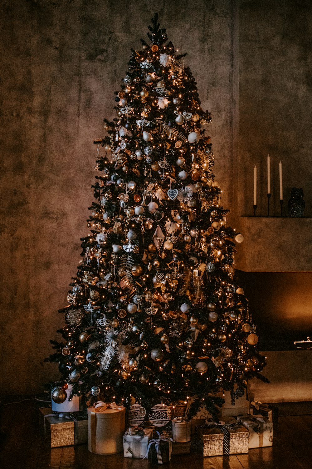 Christmas tree near wall