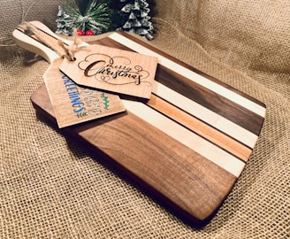 brown and white wooden chopping board