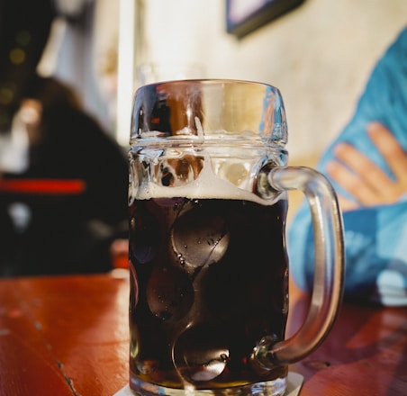 clear glass mug