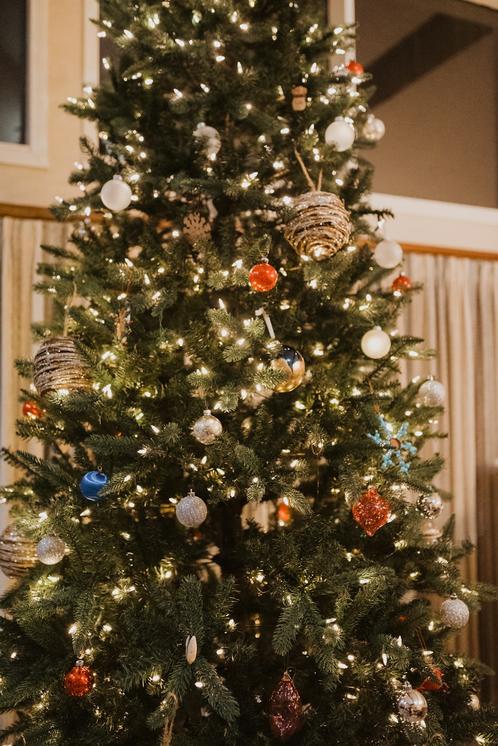 grüner Weihnachtsbaum