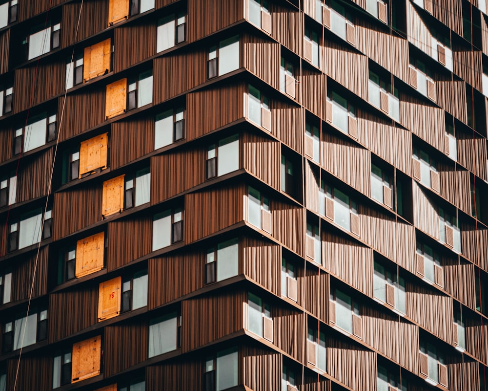 brown concrete building